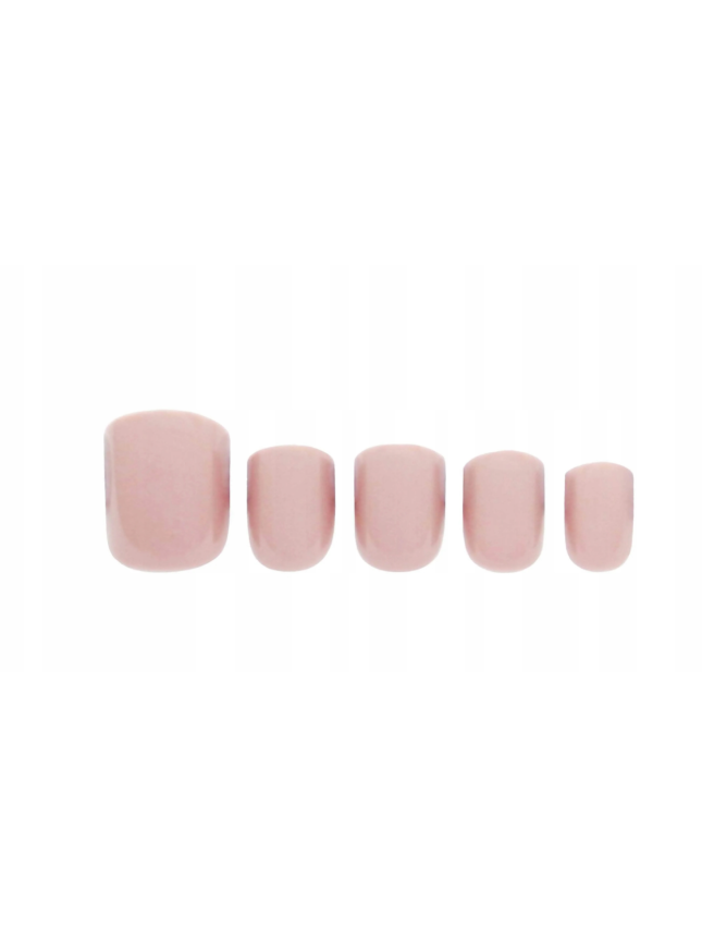 W7 Glamorous Nails Pink Beige (GNPB)