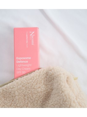 Nacomi Exposome Defense Ελαφριά Κρέμα Ημέρας με SPF50 40ml (8003020)